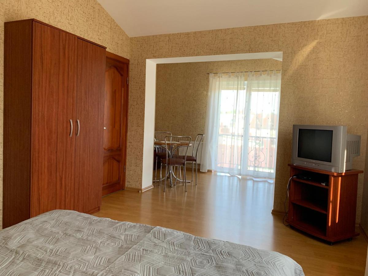 Green Villa Паланга Екстер'єр фото